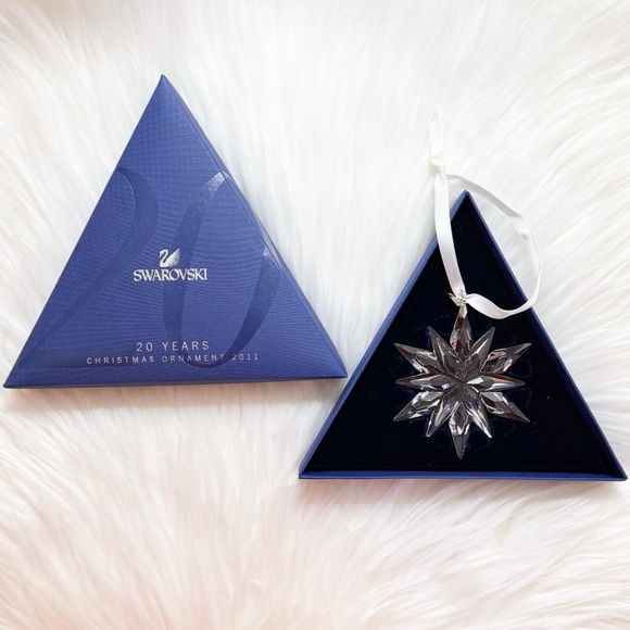 Swarovski Annual Edition Crystal Snowflake Ornament 2011